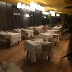 Marchesini מלון דירות ראבנה