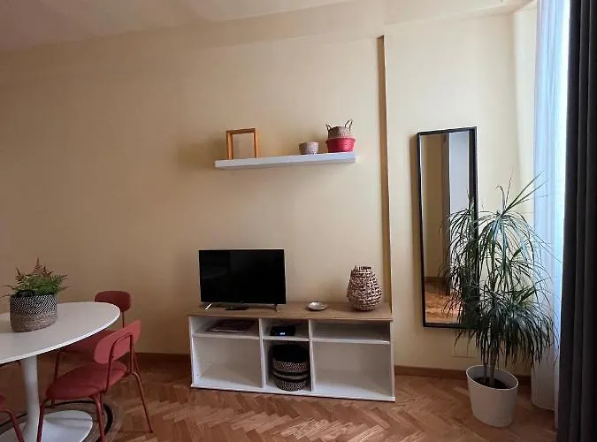 Apartment Hotel Marchesini 4*